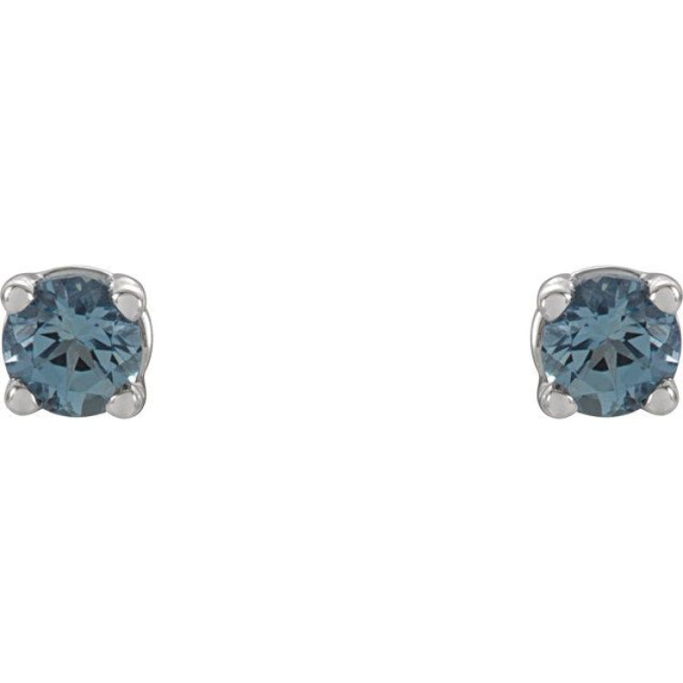 Round 4-Prong Lightweight Stud Earrings
