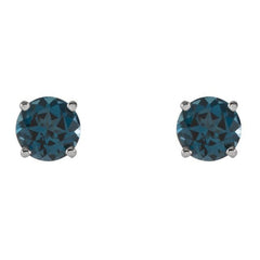 Round 4-Prong Lightweight Stud Earrings